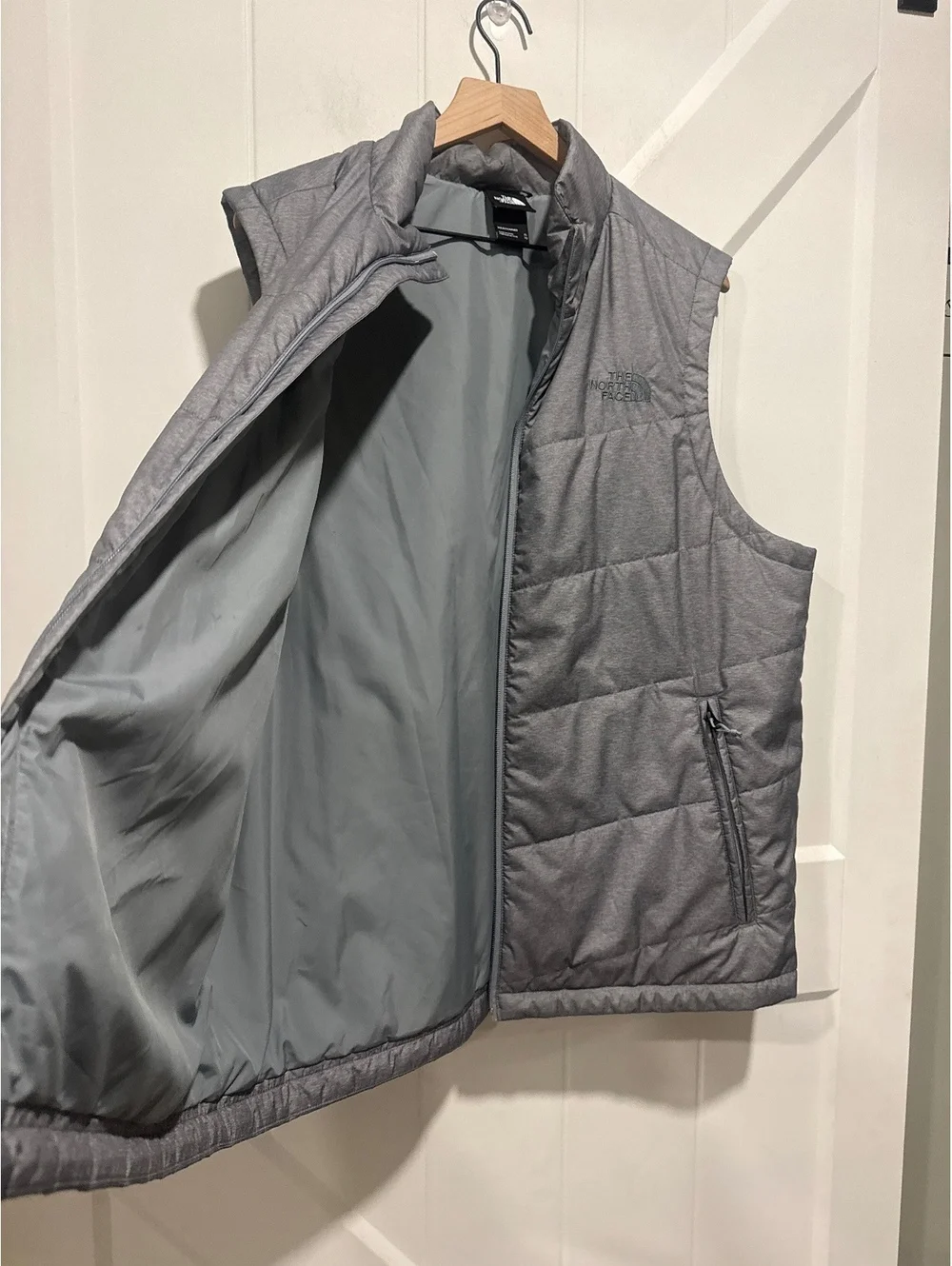 The North Face Men's Quilted Gray Vest, XL